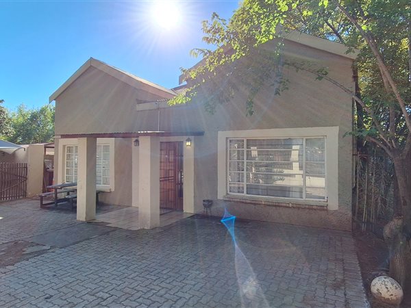 7 Bed House in Aliwal North