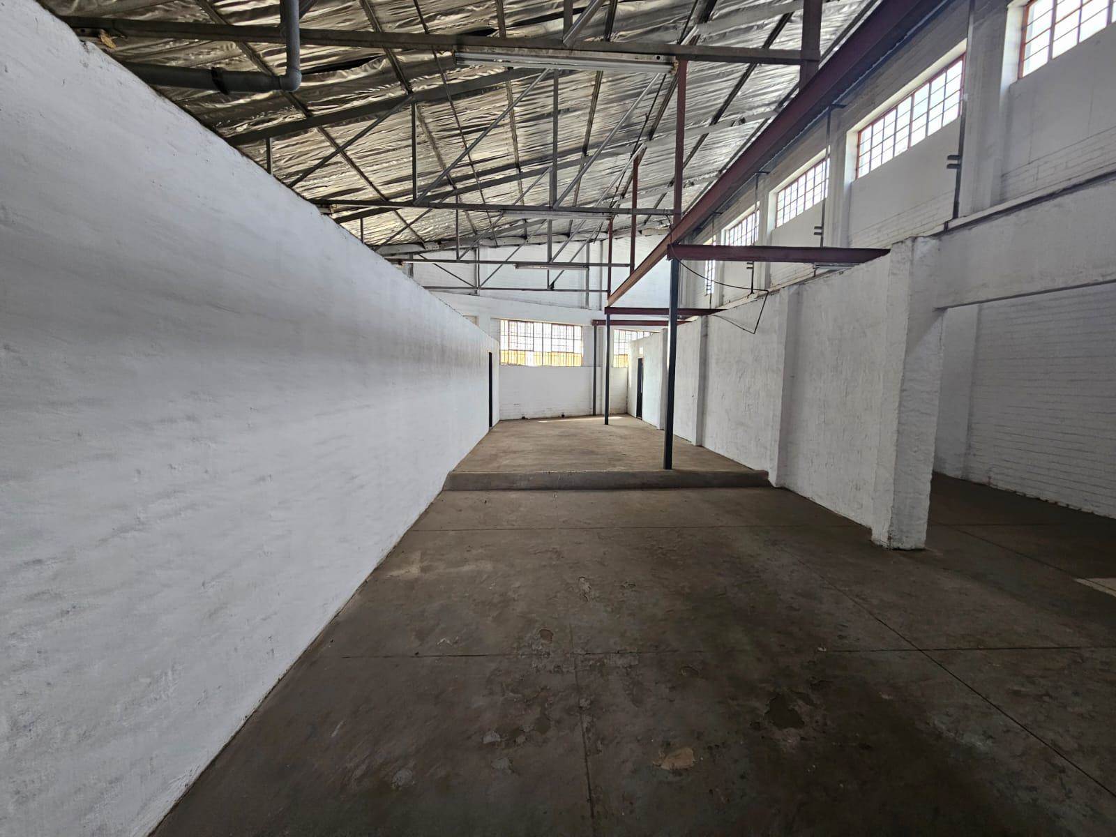 1100  m² Industrial space in Steeledale photo number 12