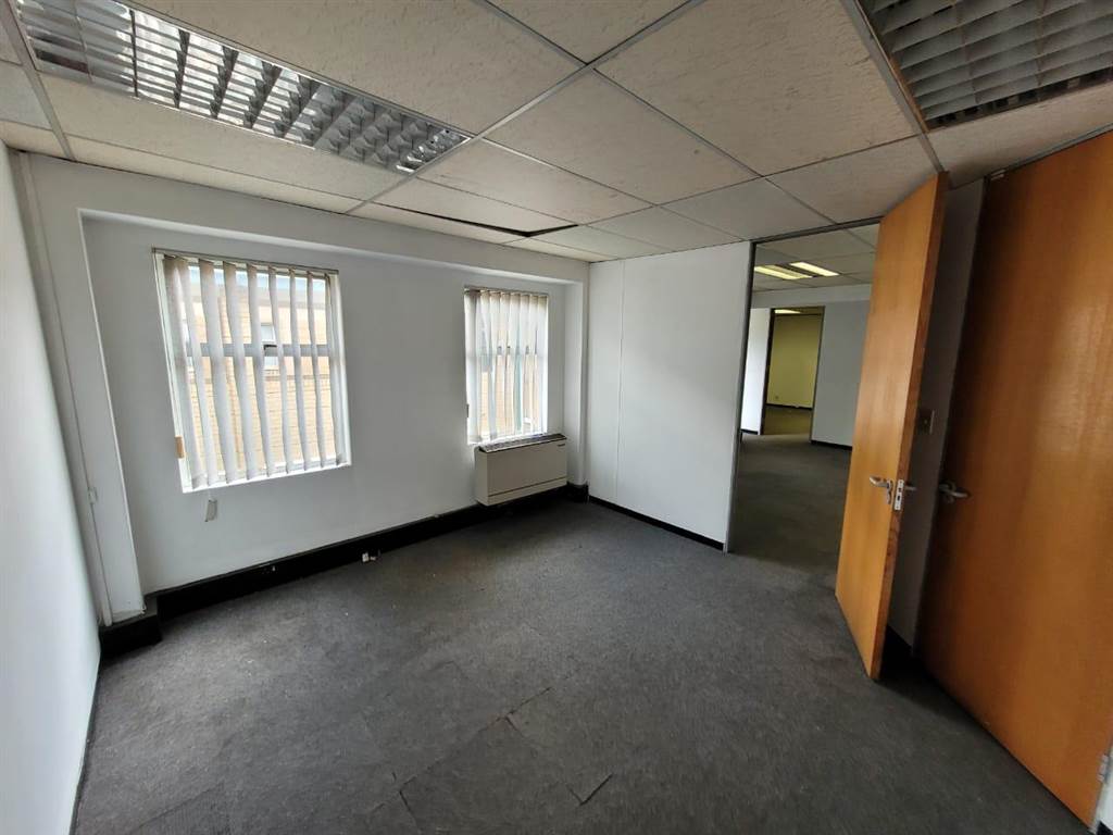 66  m² Commercial space in Kempton Park Central photo number 11