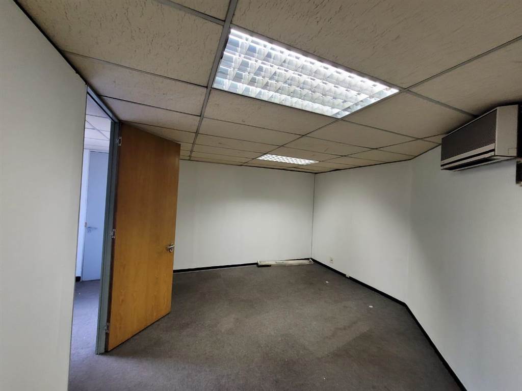 66  m² Commercial space in Kempton Park Central photo number 6