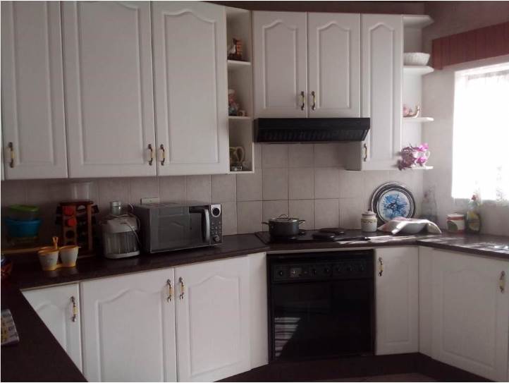 3 Bed House in Germiston South photo number 13