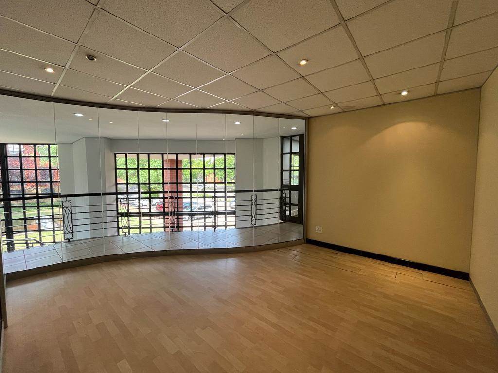 338  m² Commercial space in Bryanston photo number 11