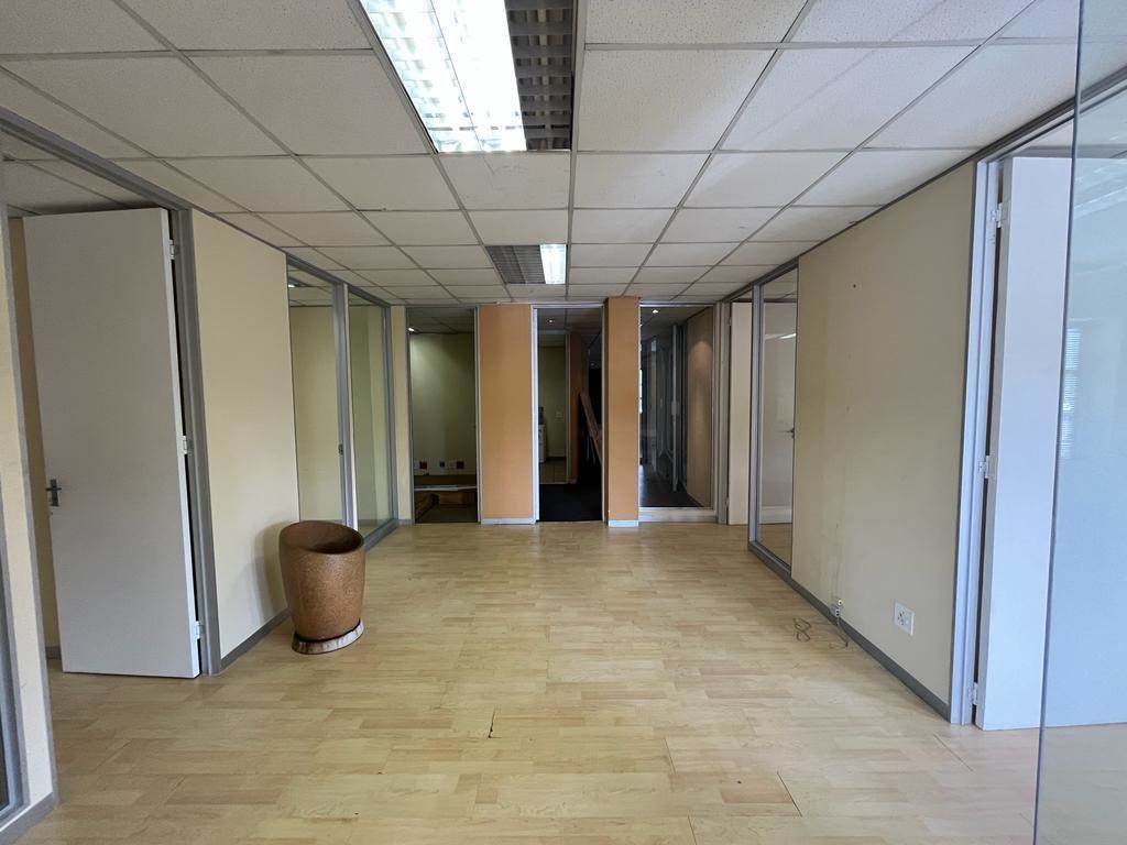 338  m² Commercial space in Bryanston photo number 22
