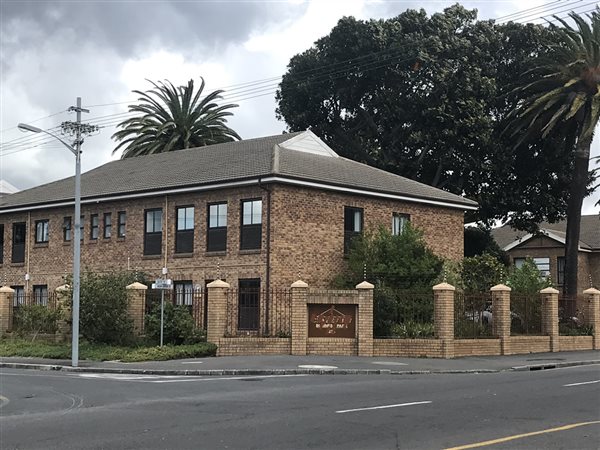 115  m² Office Space in Claremont