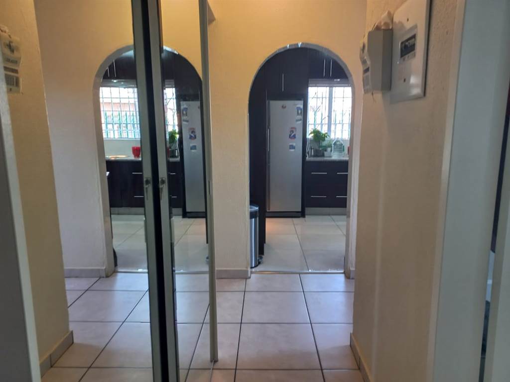 2 Bed Apartment in Randfontein Central photo number 20