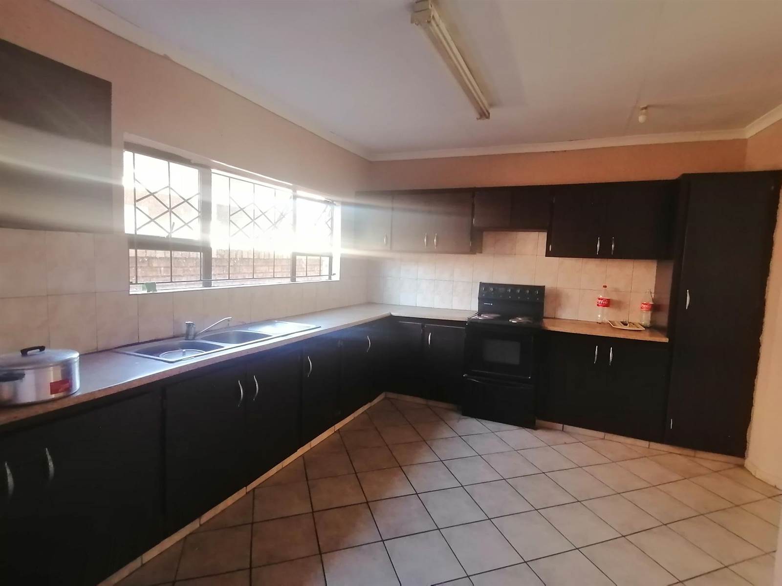 3 Bed Townhouse in Ermelo photo number 4