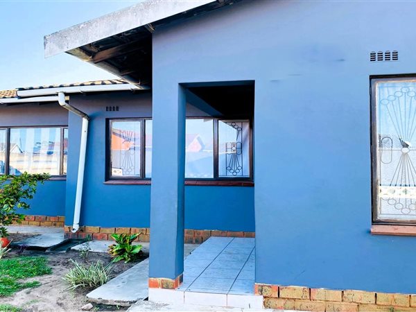 3 Bedroom House 3 Bedroom House