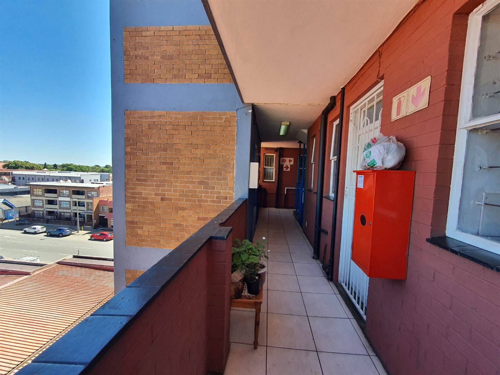 1.5 Bed Apartment in Benoni Central photo number 12