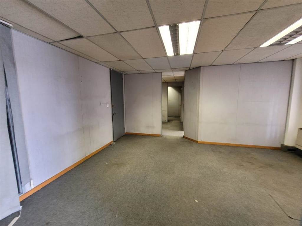 100  m² Commercial space in Kempton Park Central photo number 18