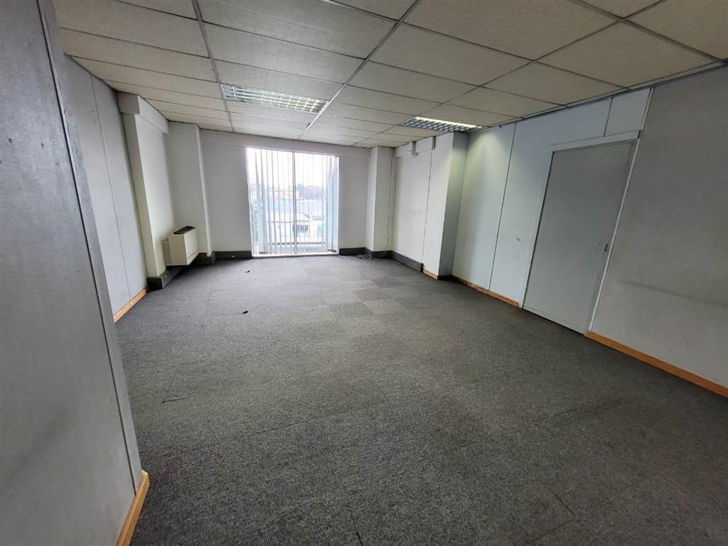 100  m² Commercial space in Kempton Park Central photo number 13