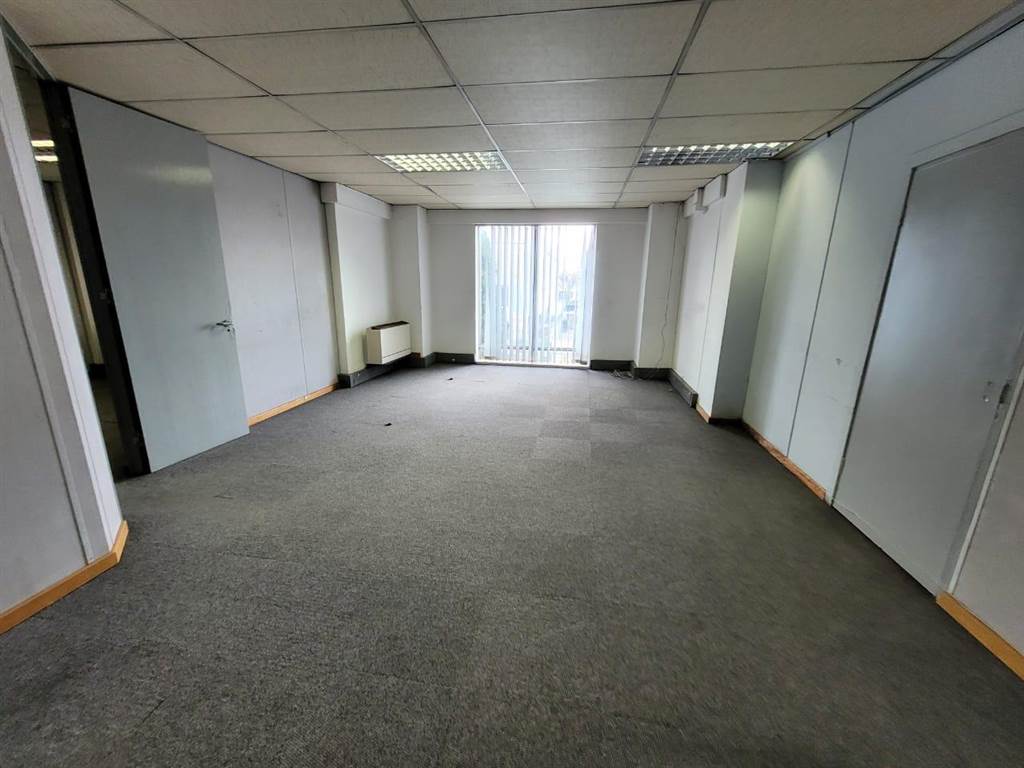 100  m² Commercial space in Kempton Park Central photo number 14