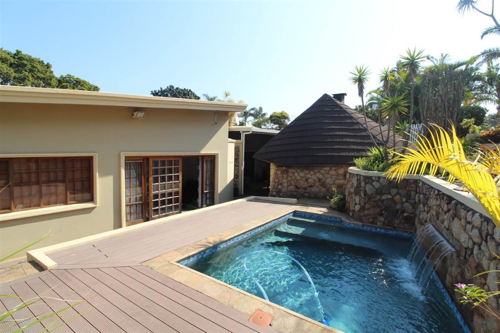 4 Bed House in Port Shepstone photo number 14
