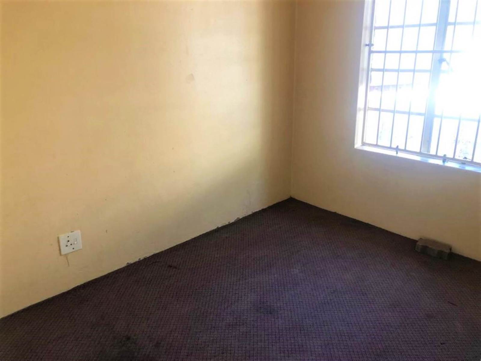 2 Bed Apartment in Rietfontein photo number 9