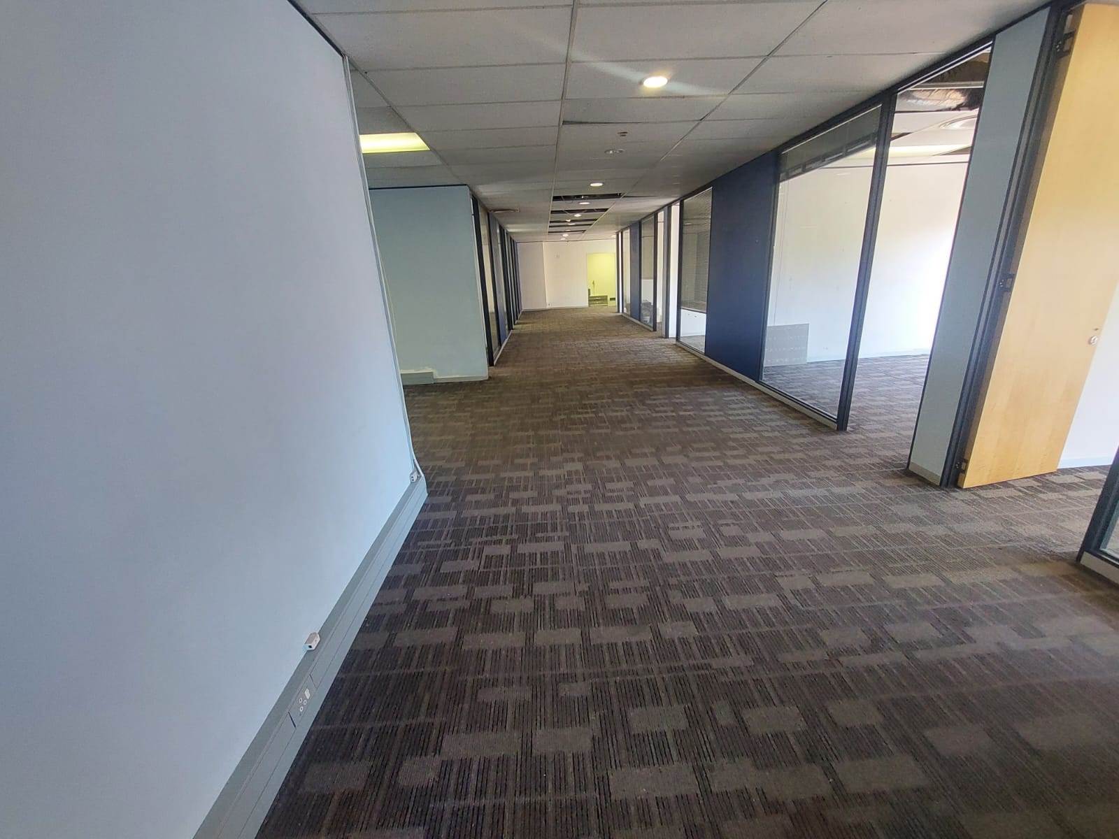 350  m² Commercial space in Westville photo number 5