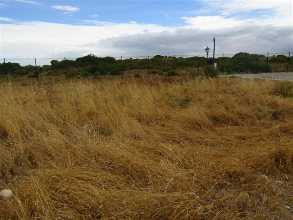 332 m² Land