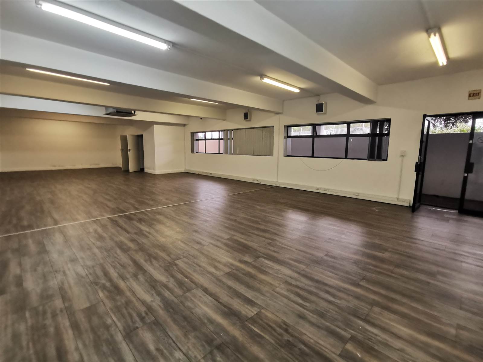 136  m² Commercial space in Maitland photo number 3