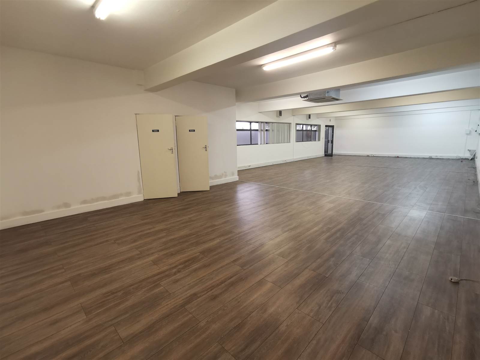 136  m² Commercial space in Maitland photo number 9