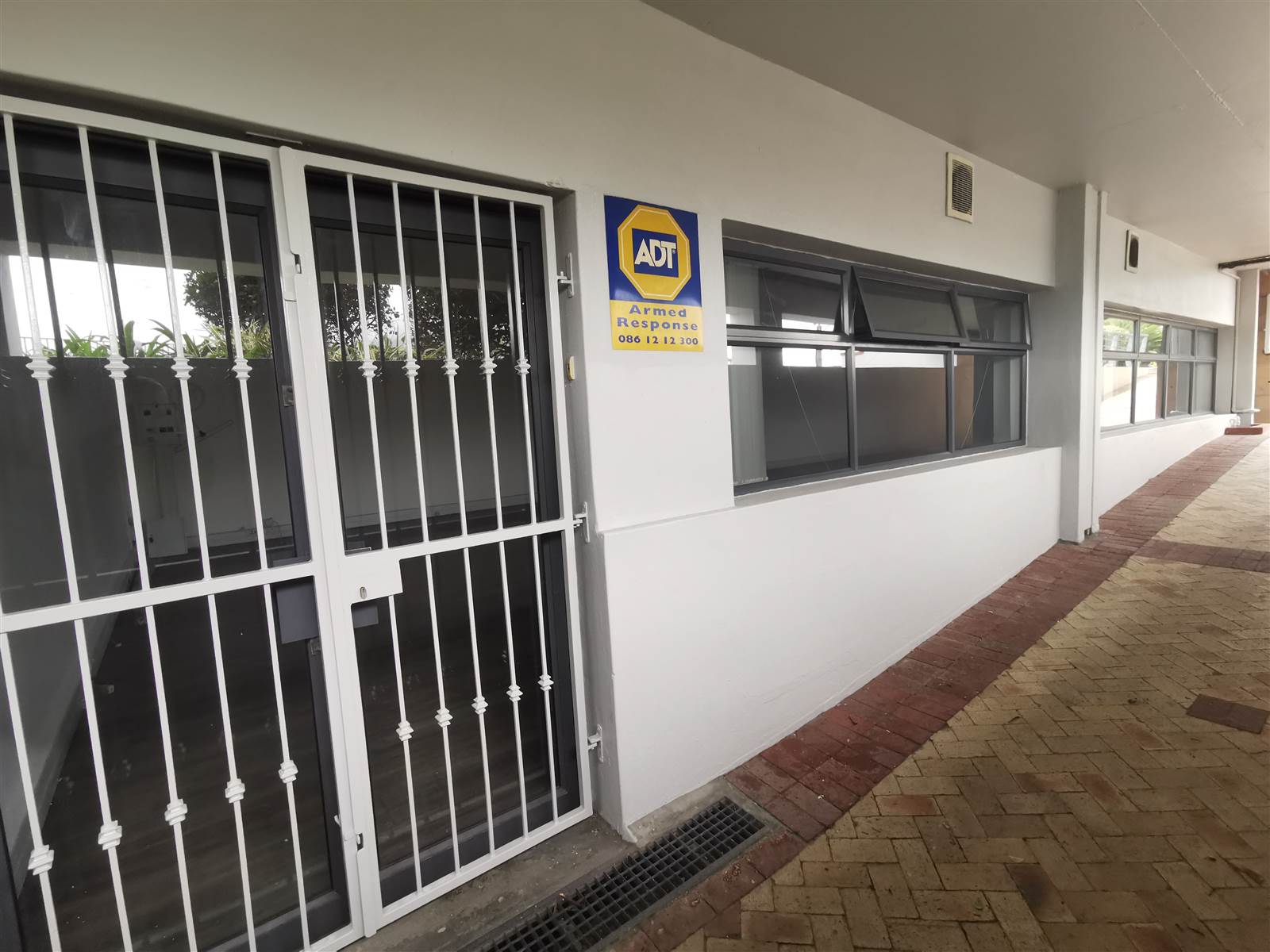 136  m² Commercial space in Maitland photo number 1
