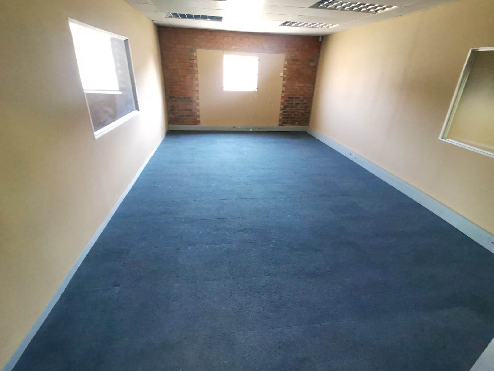 1560  m² Commercial space in Secunda photo number 6