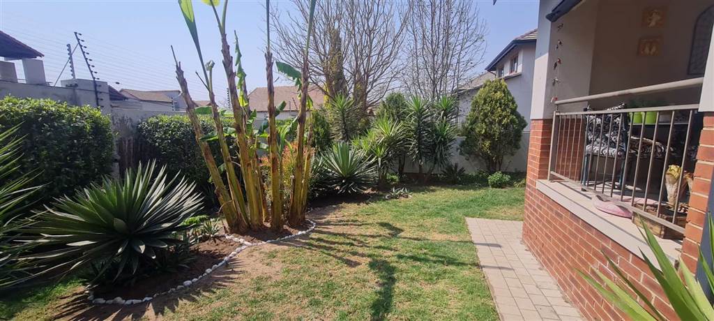 3 Bed Cluster in Witkoppen photo number 13