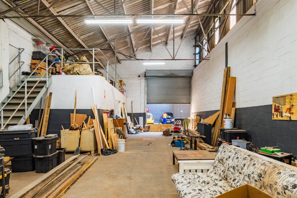 245  m² Industrial space in Epping photo number 2