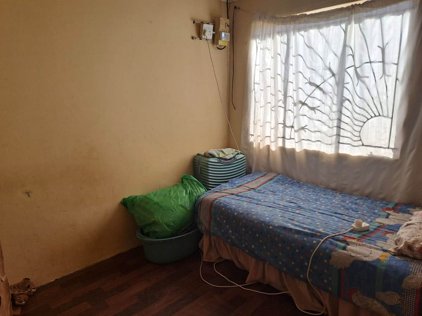 2 Bed House in Thabong photo number 7