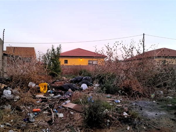 455 m² Land