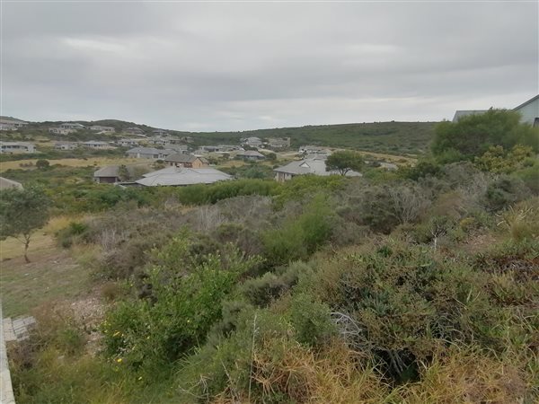 631 m² Land