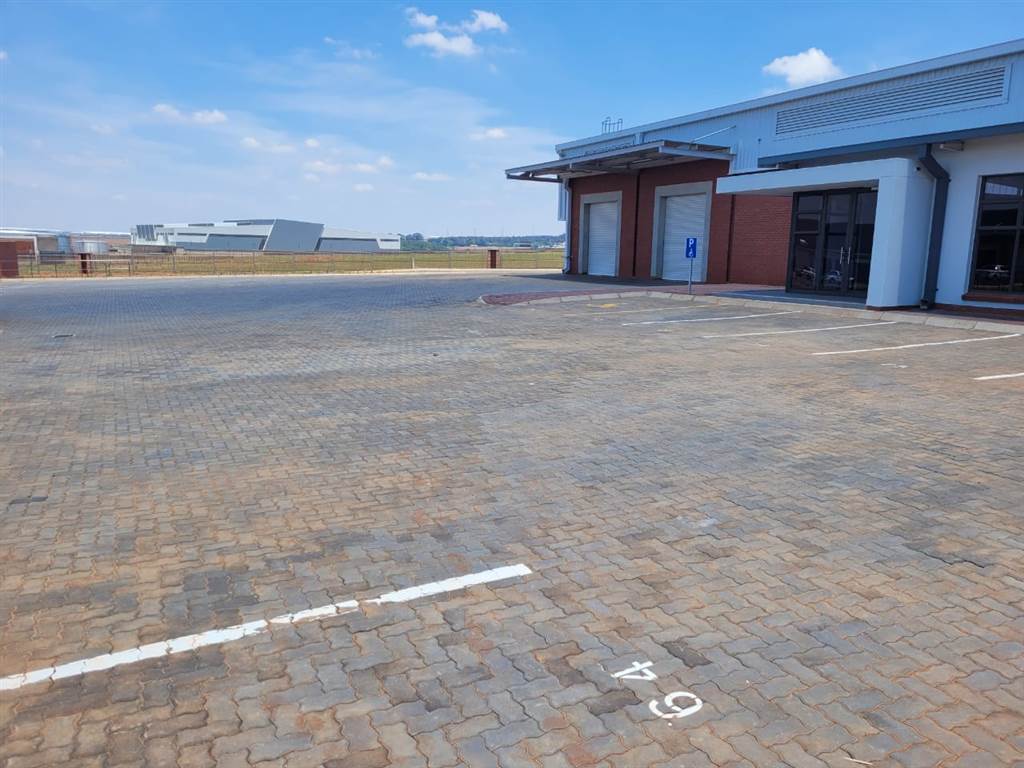 2196  m² Industrial space in Serengeti photo number 9