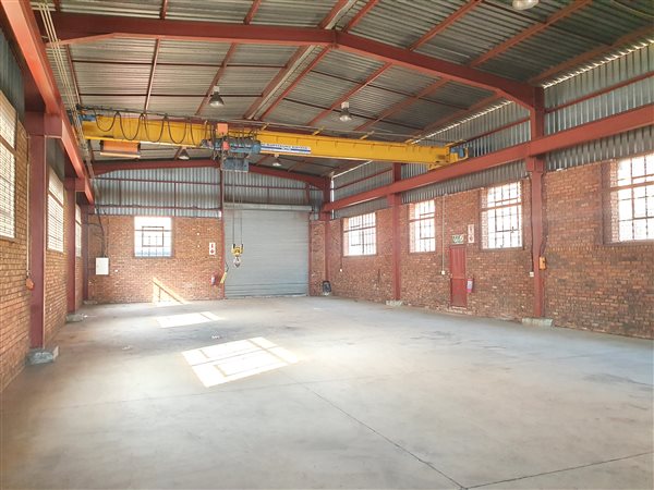 720  m² Industrial space