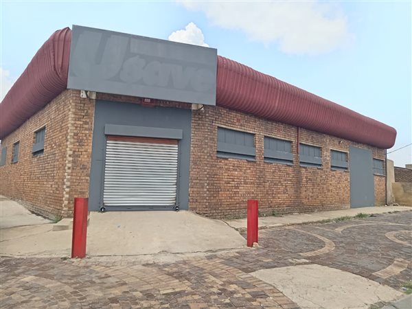490 m² Commercial space 490 m² Commercial space