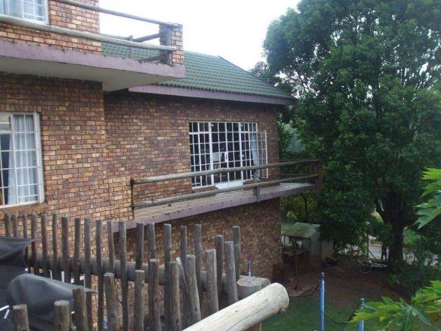 4 Bed House in Sabie photo number 4