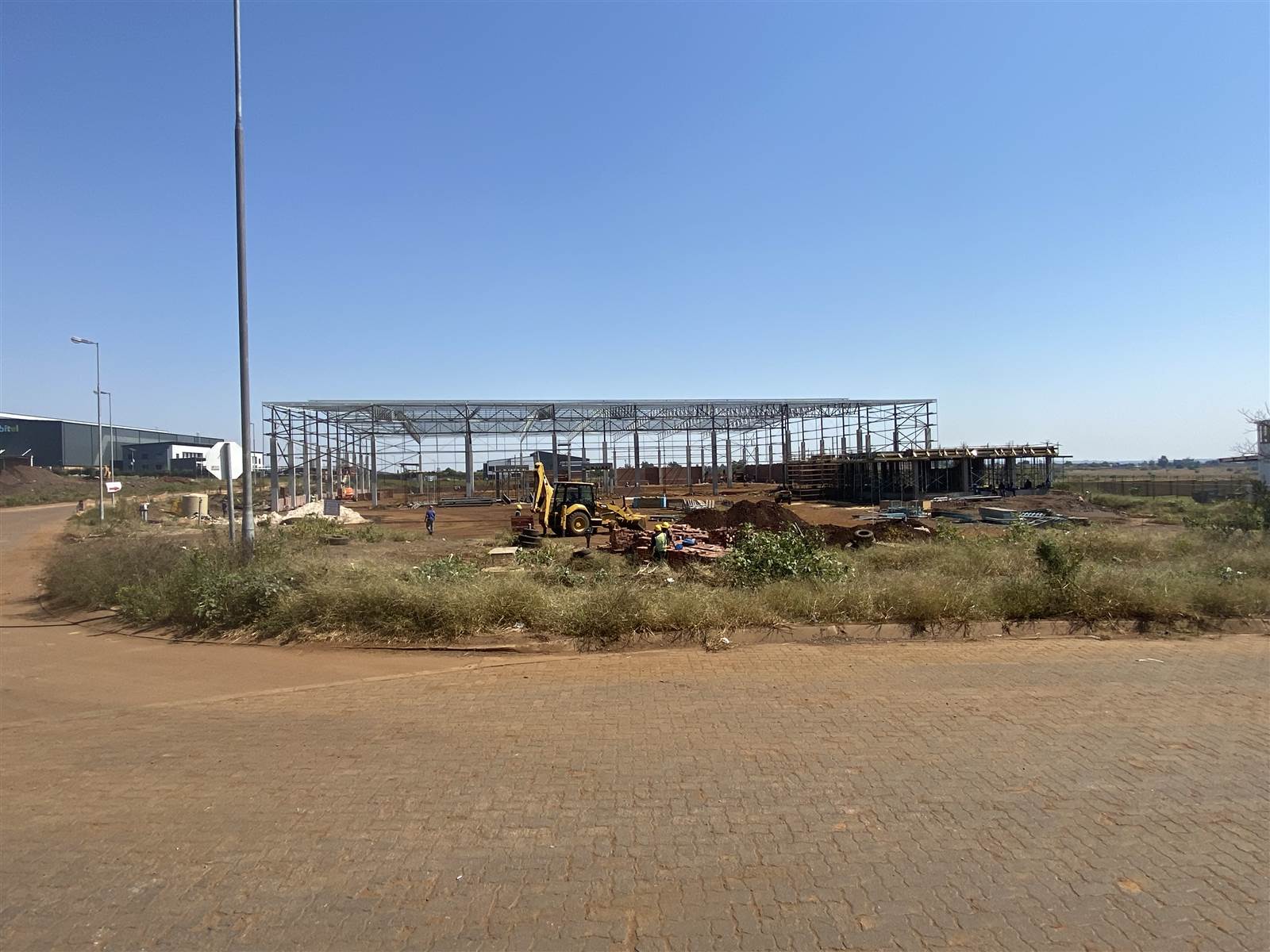 5000  m² Industrial space in Olifantsfontein photo number 1