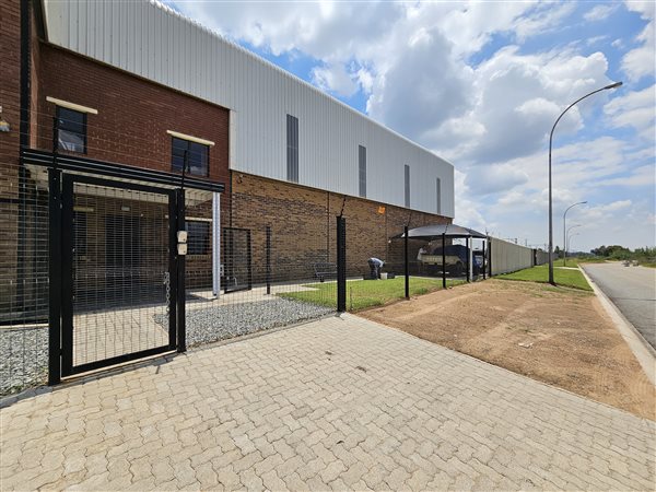 260  m² Industrial space