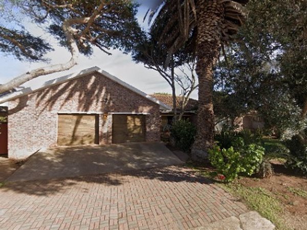 5 Bedroom House 5 Bedroom House