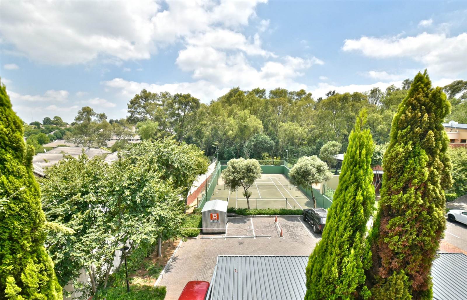 2 Bed Apartment in Douglasdale photo number 18