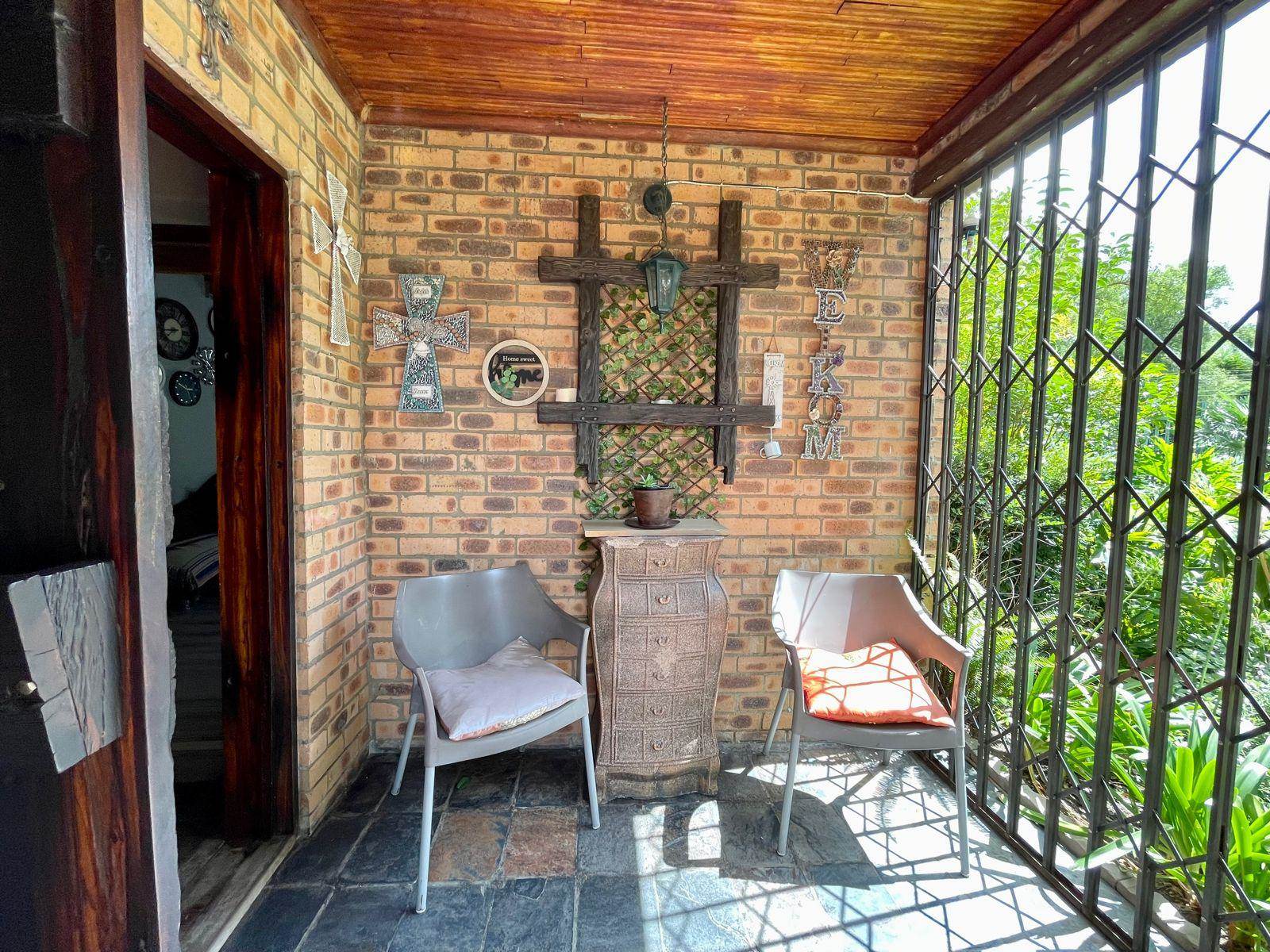 4 Bed House in Secunda photo number 3