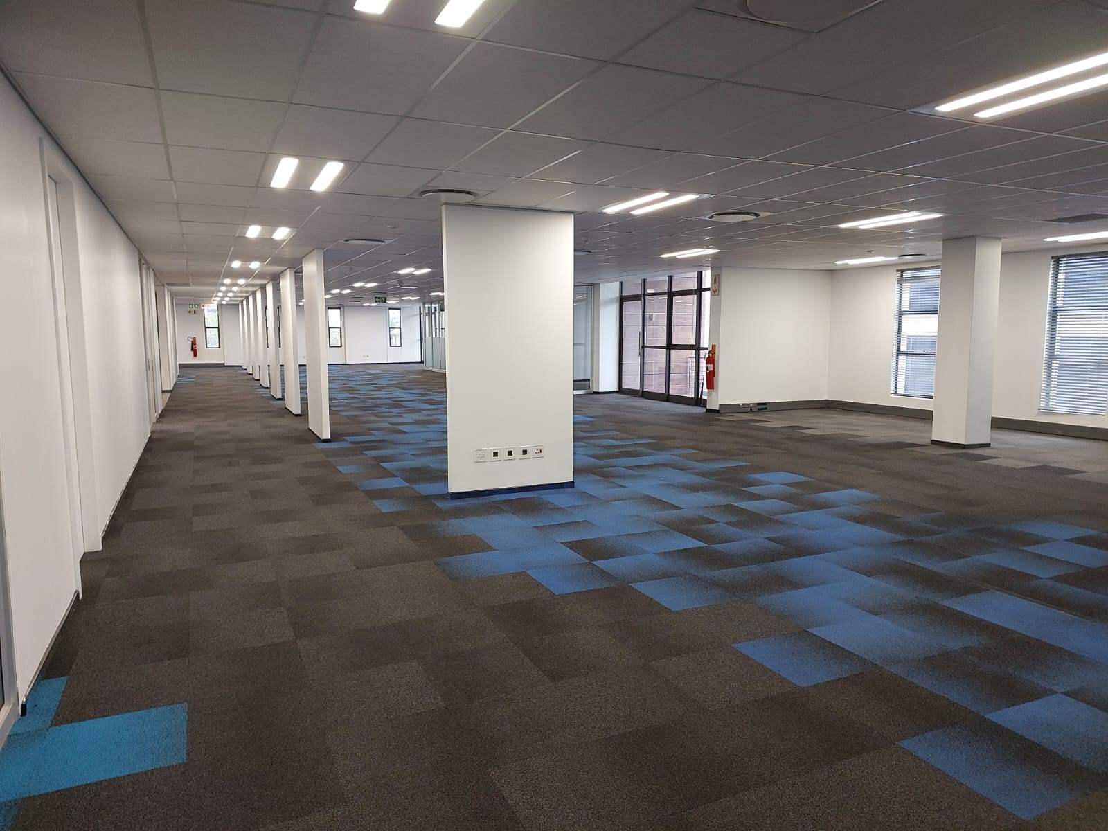 2501  m² Commercial space in Bryanston photo number 21