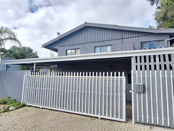 5 Bedroom House 5 Bedroom House