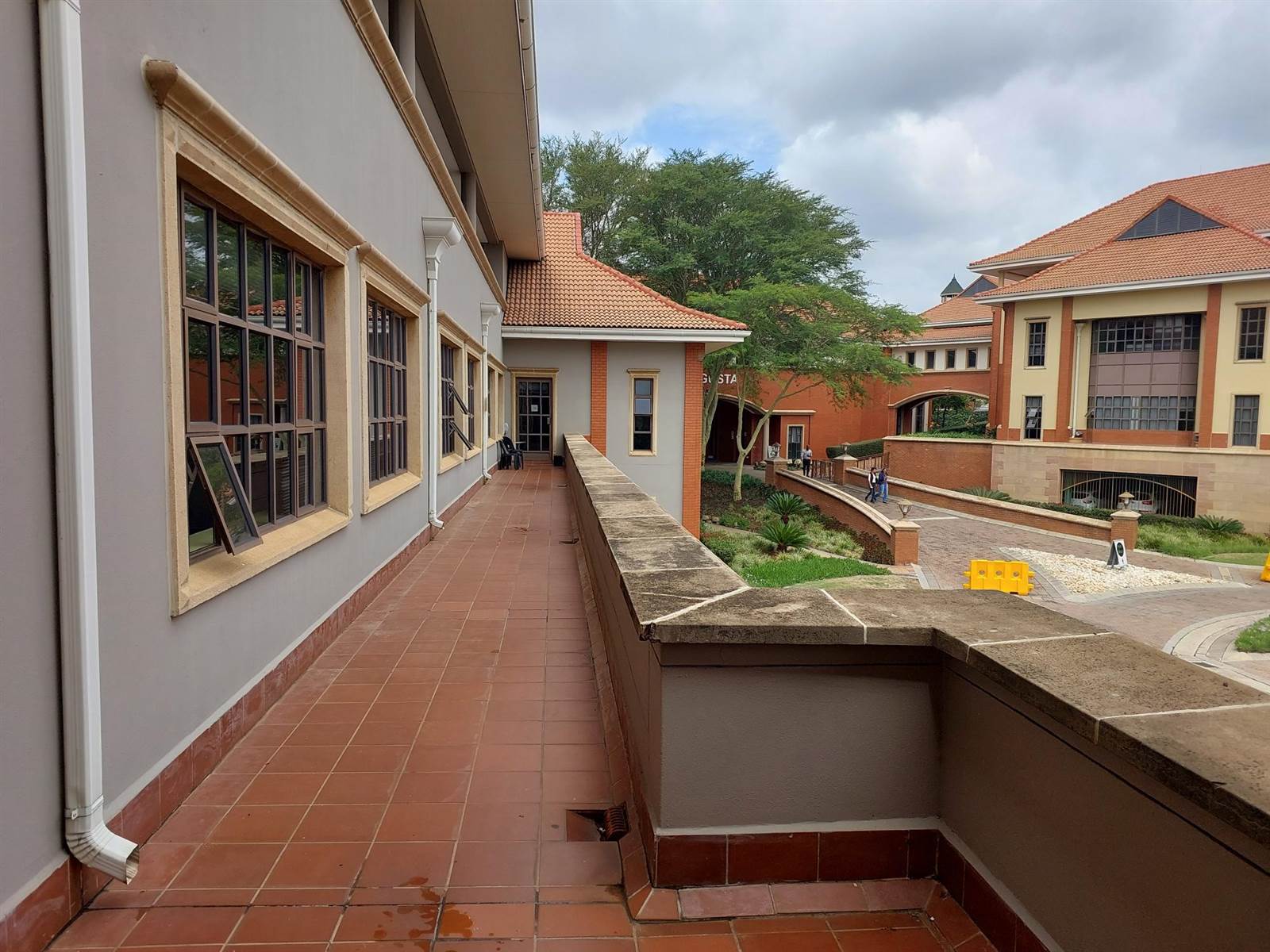 128  m² Commercial space in Bryanston photo number 9