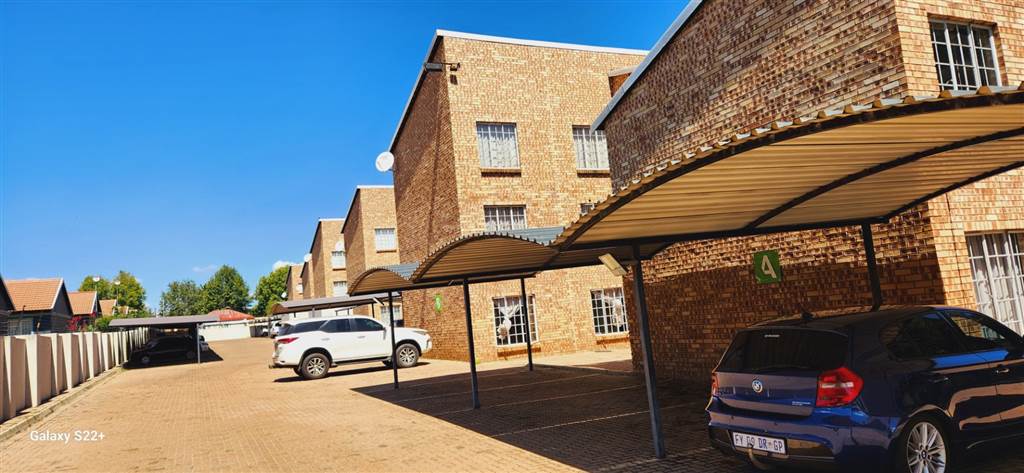 2 Bed Apartment in Middelburg Central photo number 19