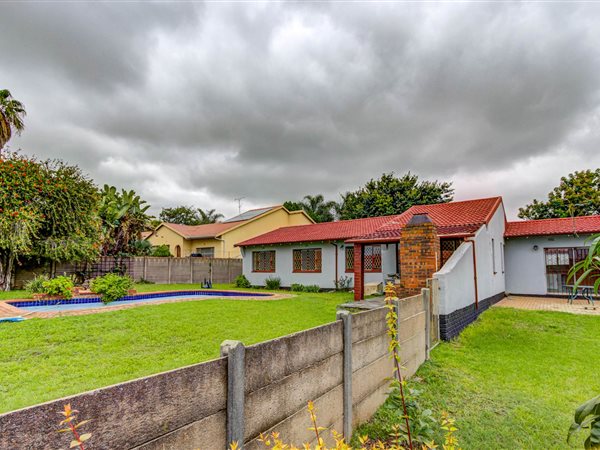 3 Bedroom House 3 Bedroom House