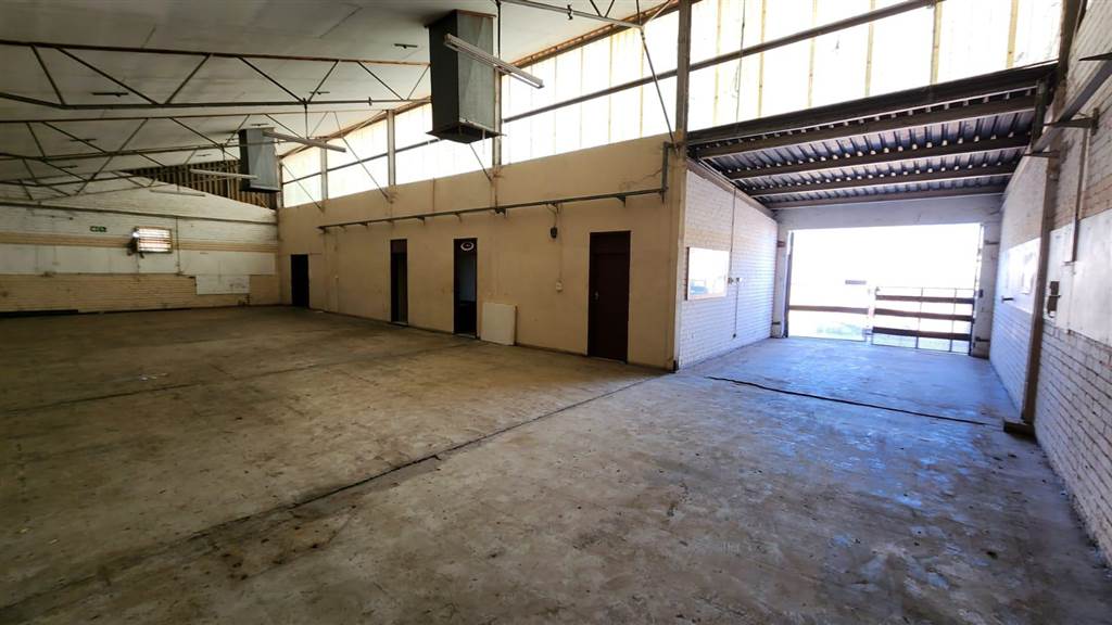 550  m² Industrial space in Rosslyn photo number 16