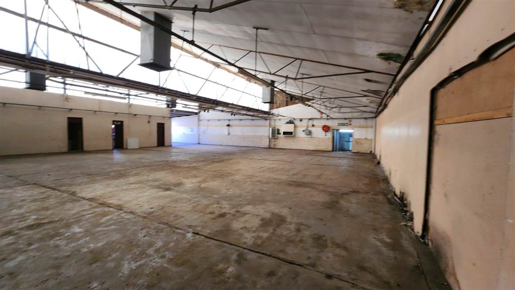 550  m² Industrial space in Rosslyn photo number 10