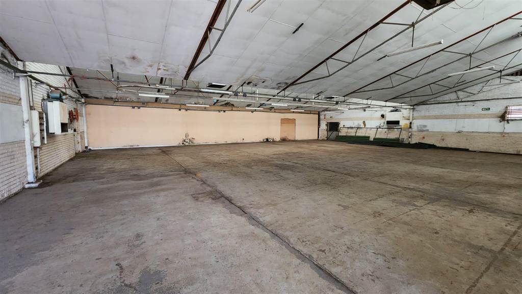 550  m² Industrial space in Rosslyn photo number 7