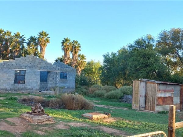 713 m² Land available in Oudtshoorn Central