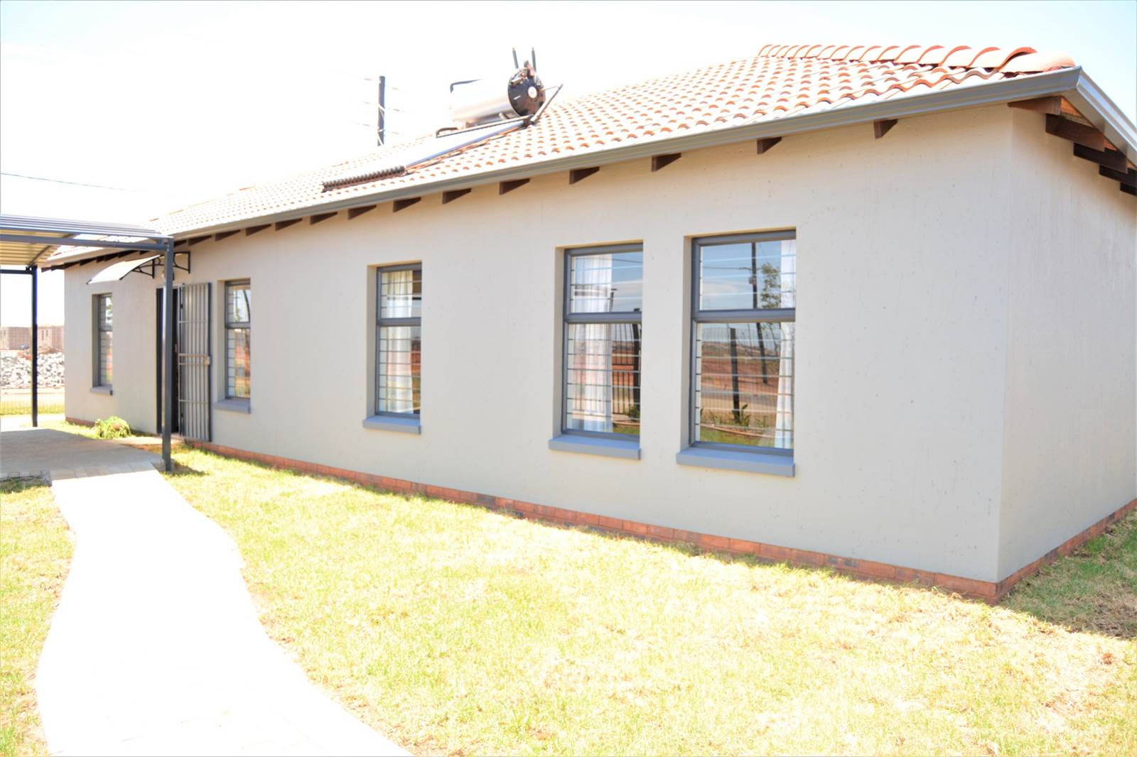 4 Bed House in Randfontein Central photo number 24