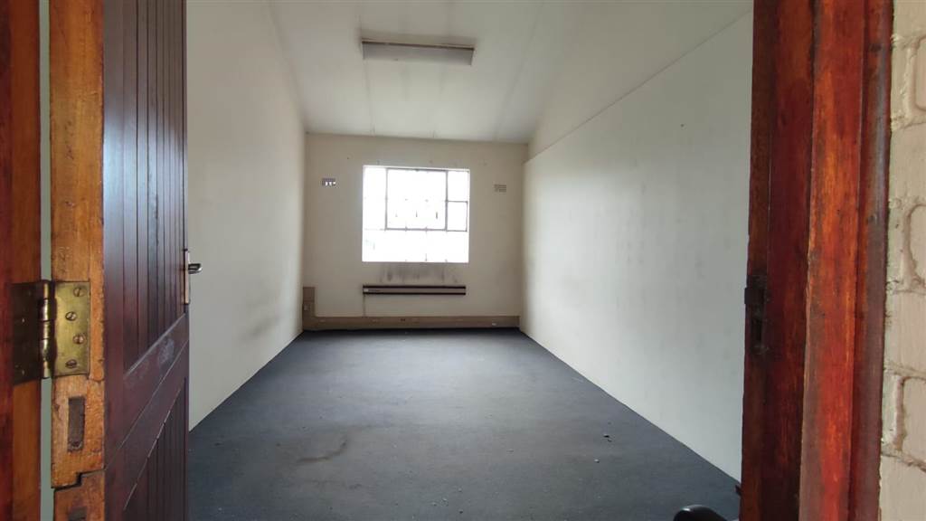 25  m² Commercial space in Modderfontein photo number 4