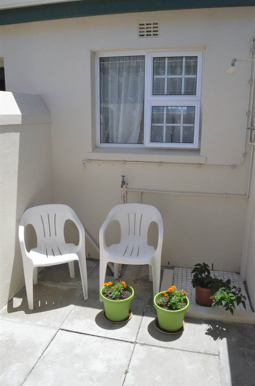 1 Bed Apartment in Fish Hoek photo number 8