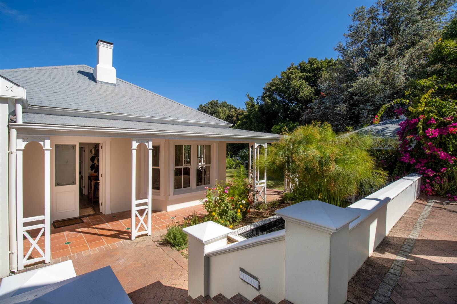 3 Bed House in Constantia photo number 3